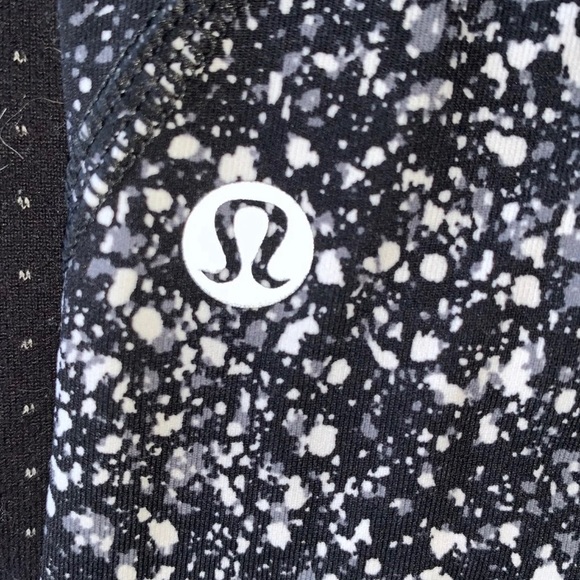 2 lululemon leggings - Picture 3 of 5